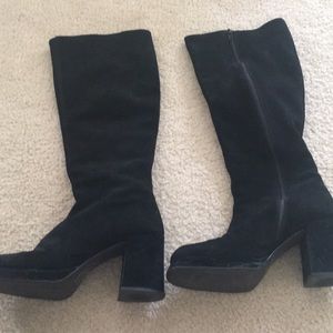 Ladies suede platform boots